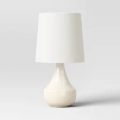 Montreal Wren Assembled Table Lamp White - Threshold™ -Threshold GUEST c58fb750 83fe 40a7 be80 05100a364310