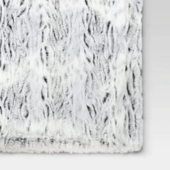Tipped Snow Leopard Faux Fur Reversible Throw Blanket - Threshold™ -Threshold GUEST d3196147 7f14 4b50 abe0 744936275f06